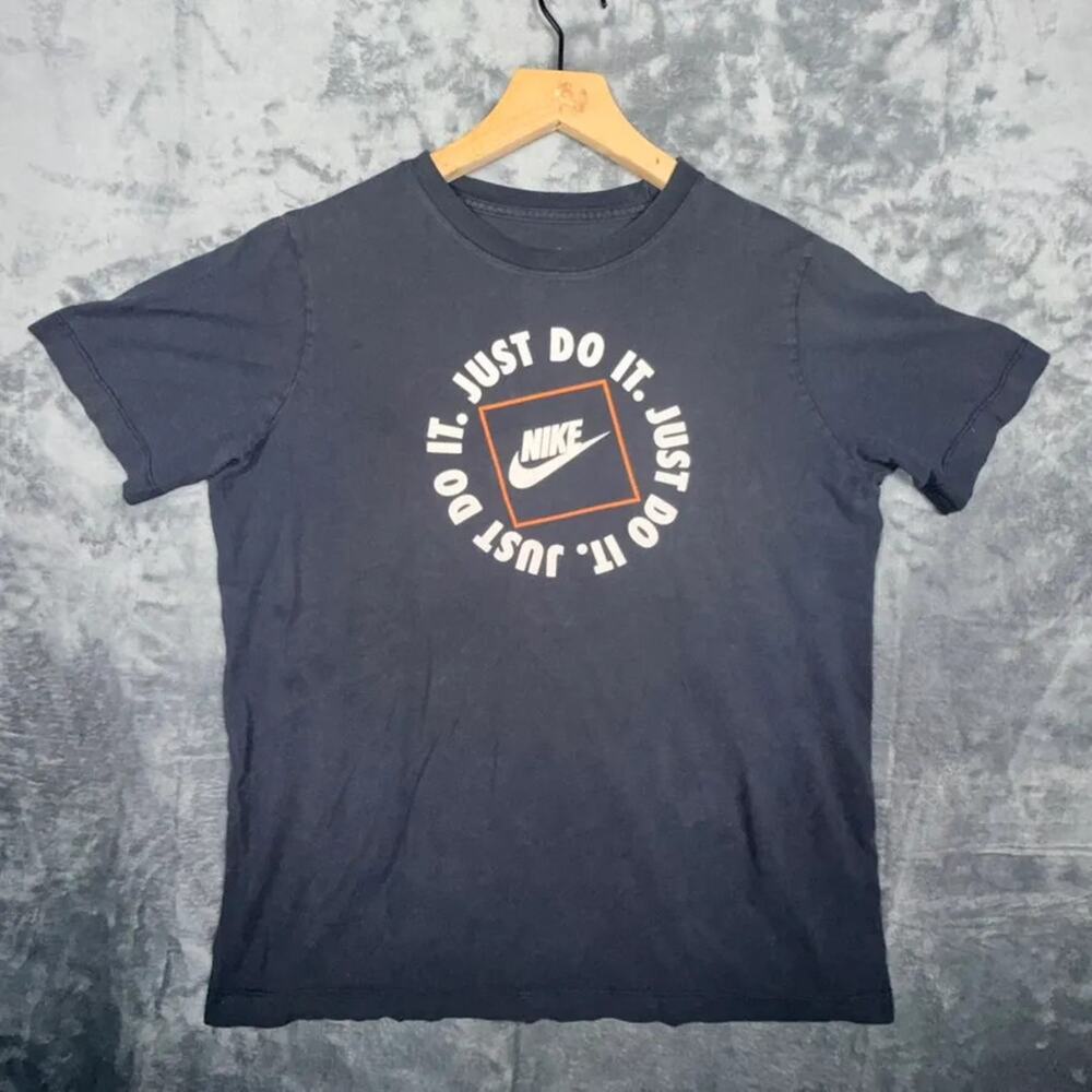 Nike The Nike Tee‎ Kids T-Shirt XL Gray Just Do It Graphic Logo Athletic Casual